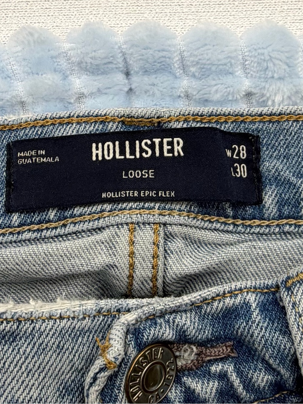 Hollister Light Blue Straight-Leg Jeans - Picture 2 of 10